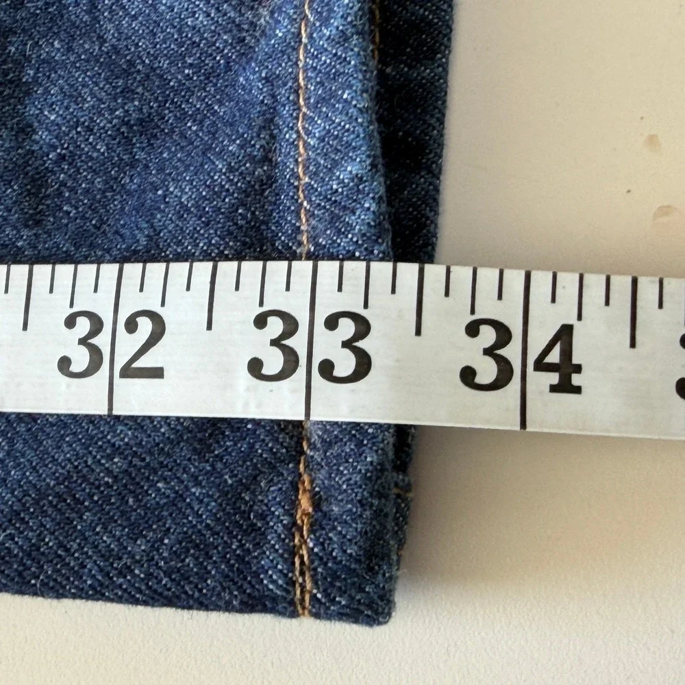 Vintage Levis 505 Regular Fit Straight Leg Jeans Mens 33x34 Dark Blue Denim Y2K